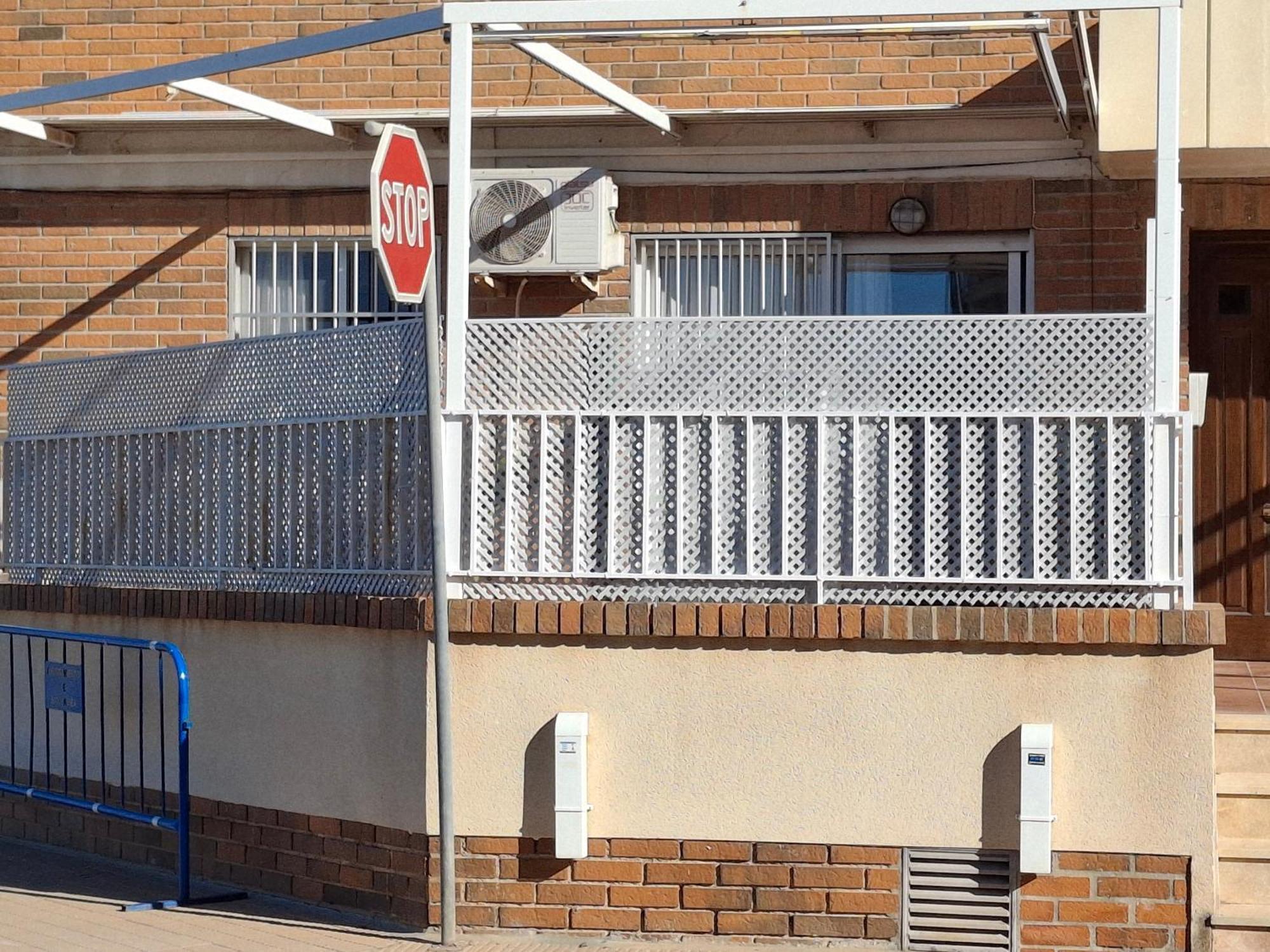 Appartement Proche Mer Avec Piscine Santiago De La Ribera Esterno foto